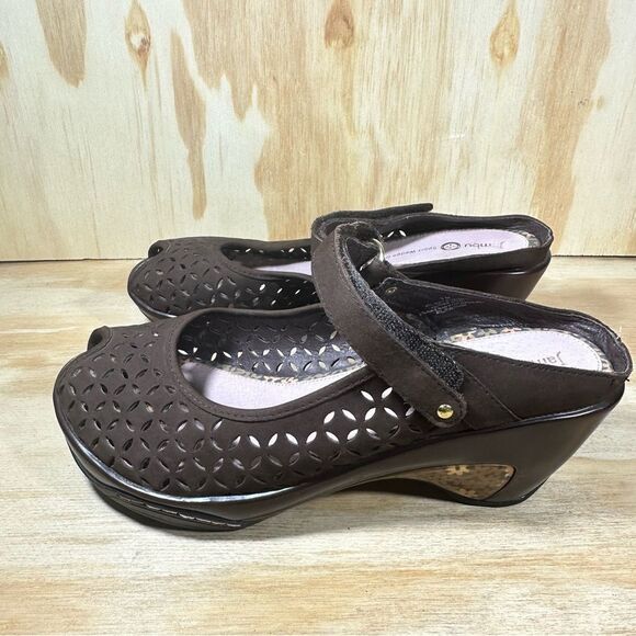 Jambu Brown Peep-Toe Wedge Sandals Women’s Size 9 - Picture 1 of 7